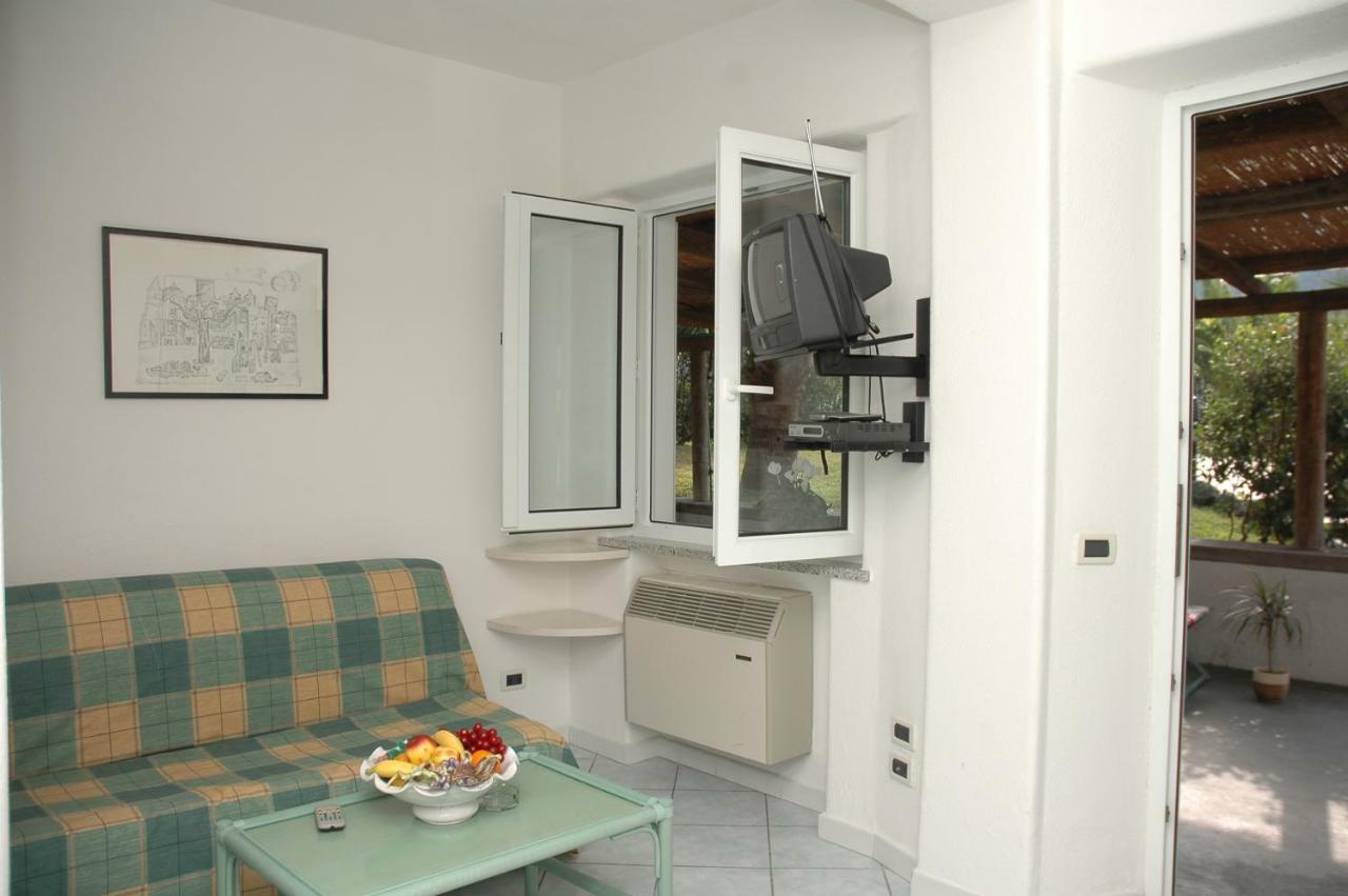 Villa Al Mare - Famiglia Calise Forio di Ischia Buitenkant foto
