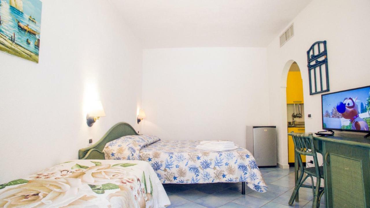 Villa Al Mare - Famiglia Calise Forio di Ischia Buitenkant foto